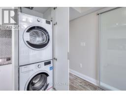 1714 - 955 Bay Street, Toronto, ON M5S0C6 Photo 14
