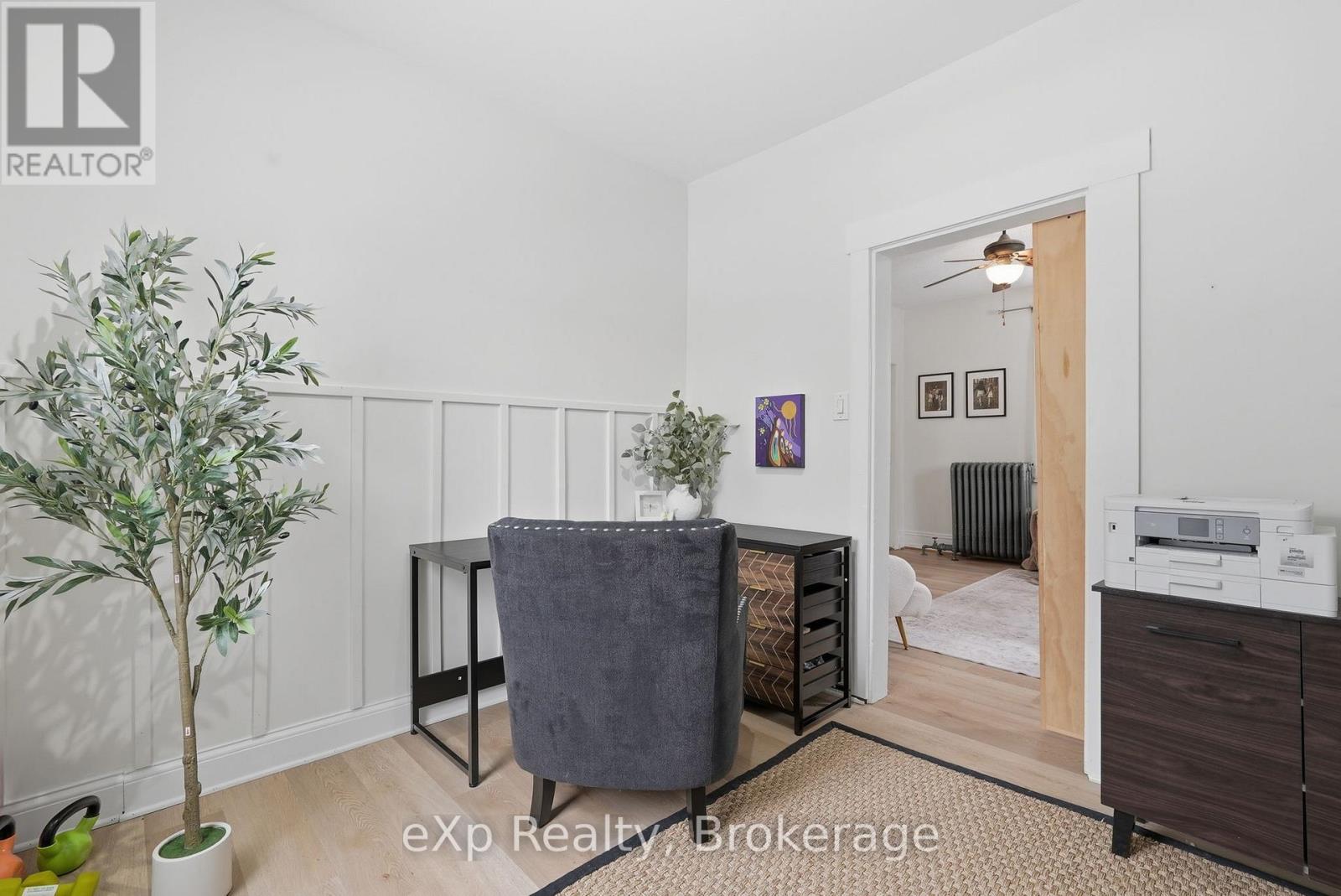 255 WATERLOO STREET - 21