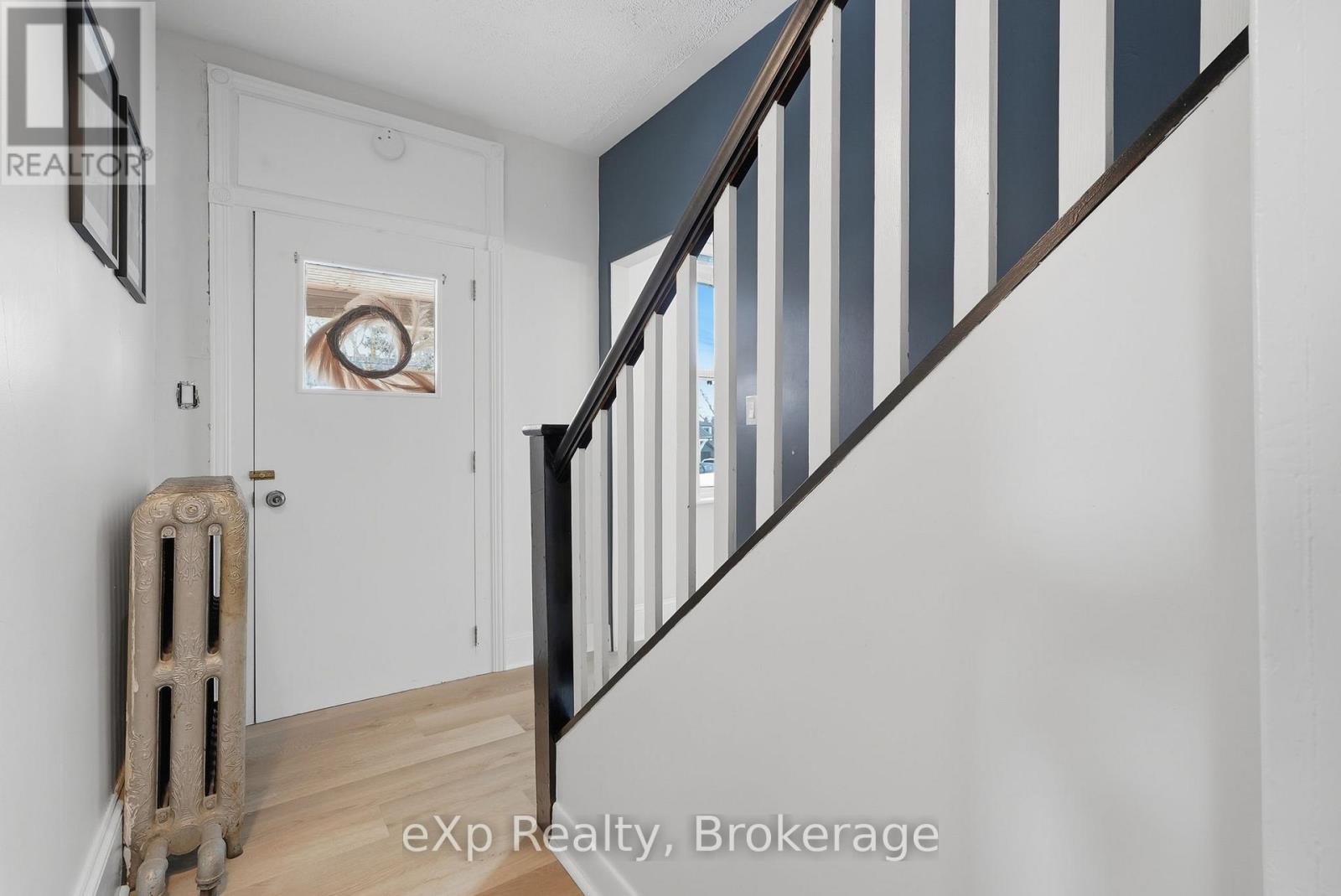255 WATERLOO STREET - 22