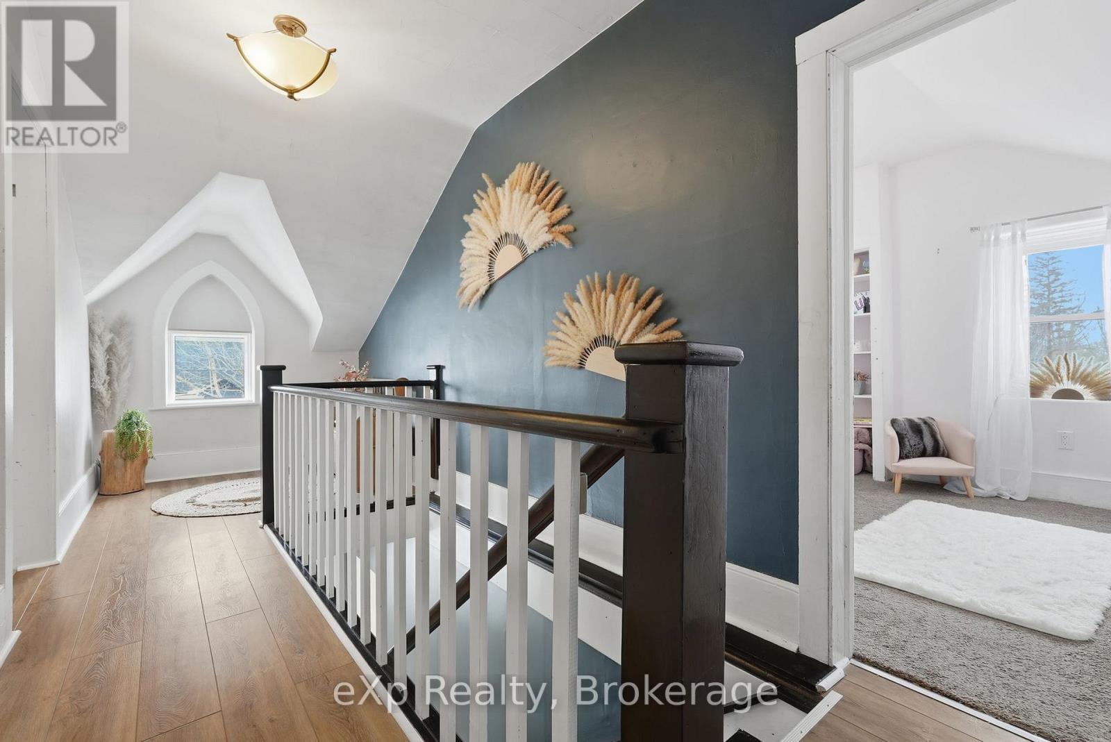 255 WATERLOO STREET - 24