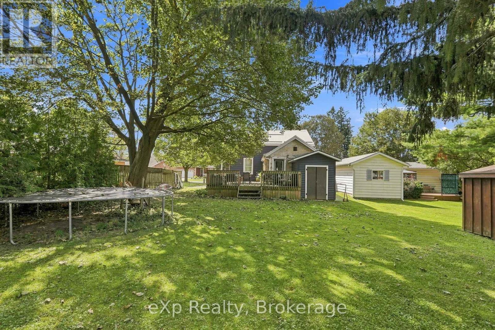255 WATERLOO STREET - 38