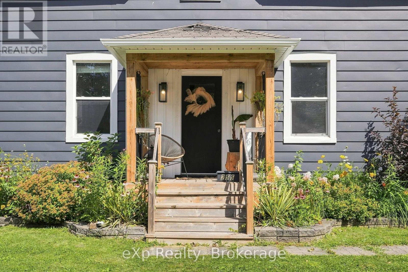 255 WATERLOO STREET, Wellington North (Mount Forest) — photo 4
