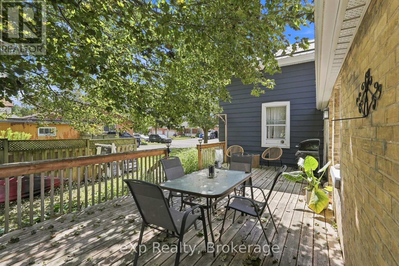255 WATERLOO STREET - 40