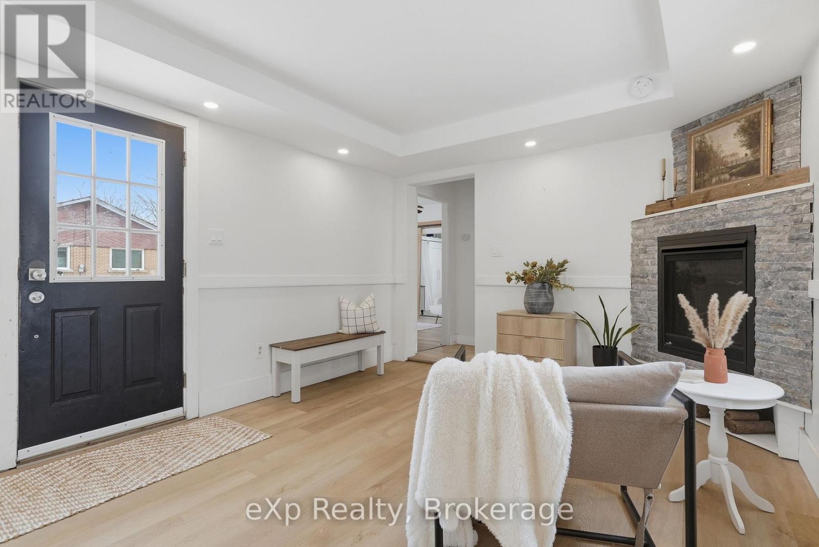 255 WATERLOO STREET, Wellington North (Mount Forest) — photo 6