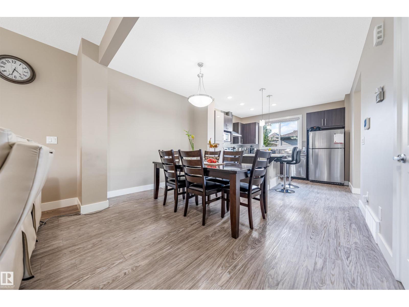818 35A AVE NW - 14
