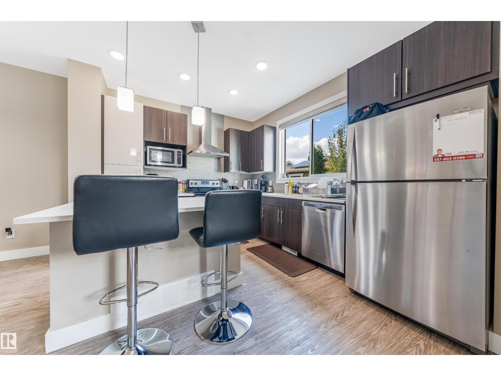 818 35A AVE NW - 18