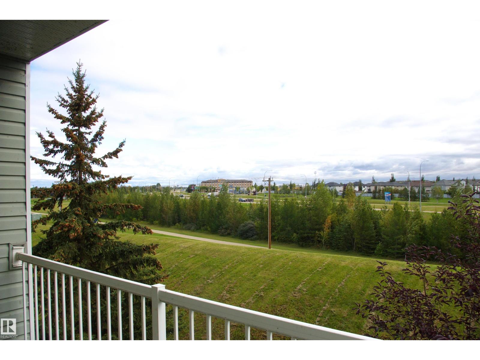 #305 70 WOODSMERE - Image 11