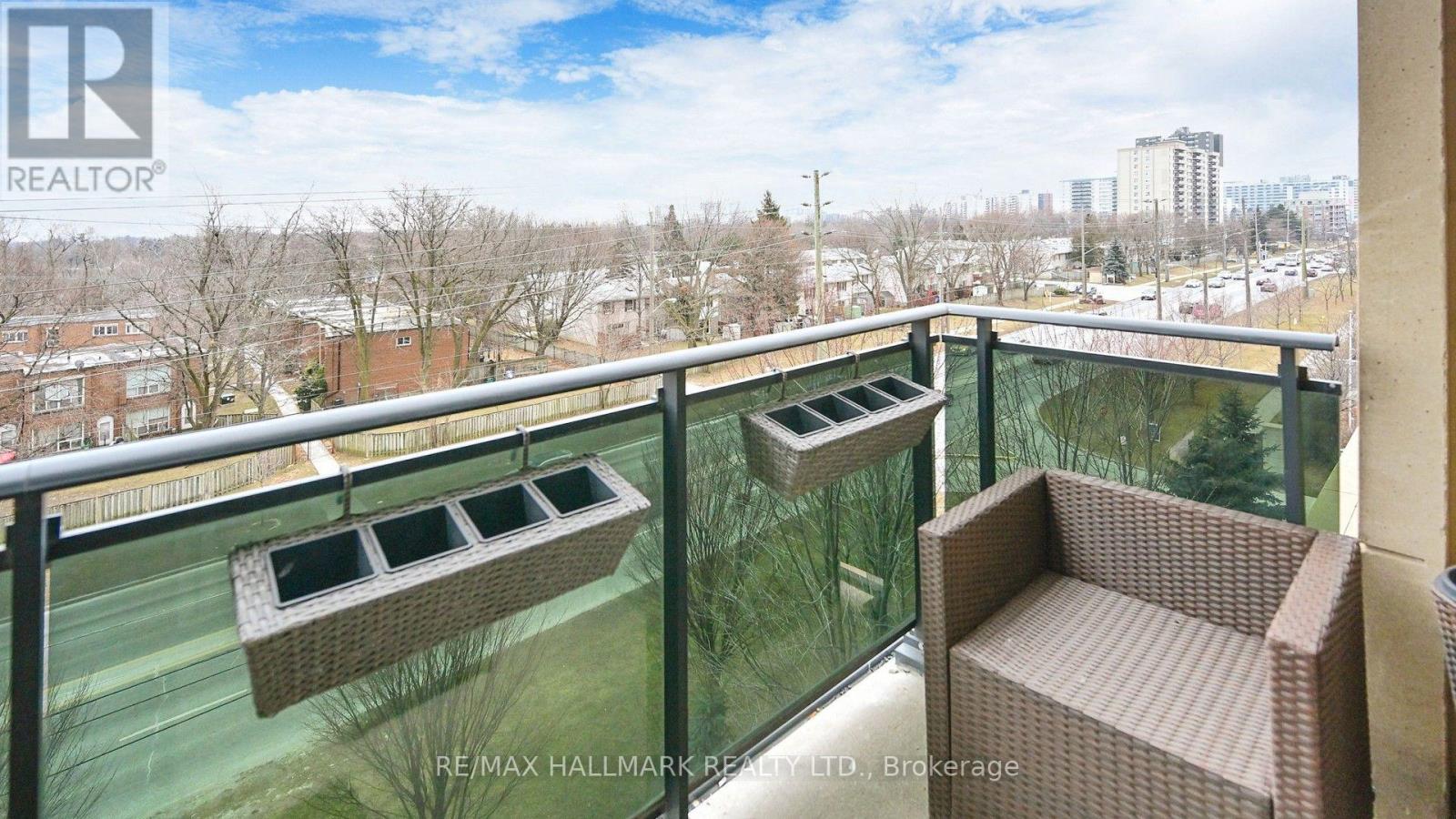 #609 520 STEELES AVENUE W - 31