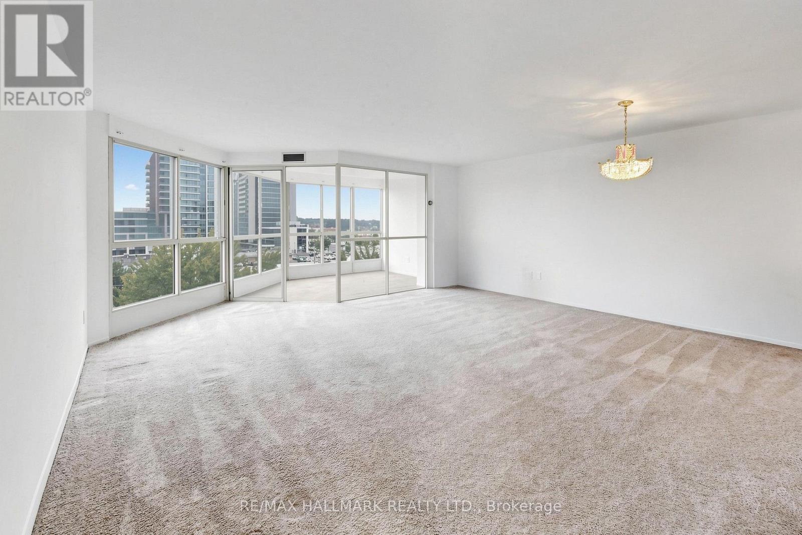 #702 5 WELDRICK ROAD W - 16