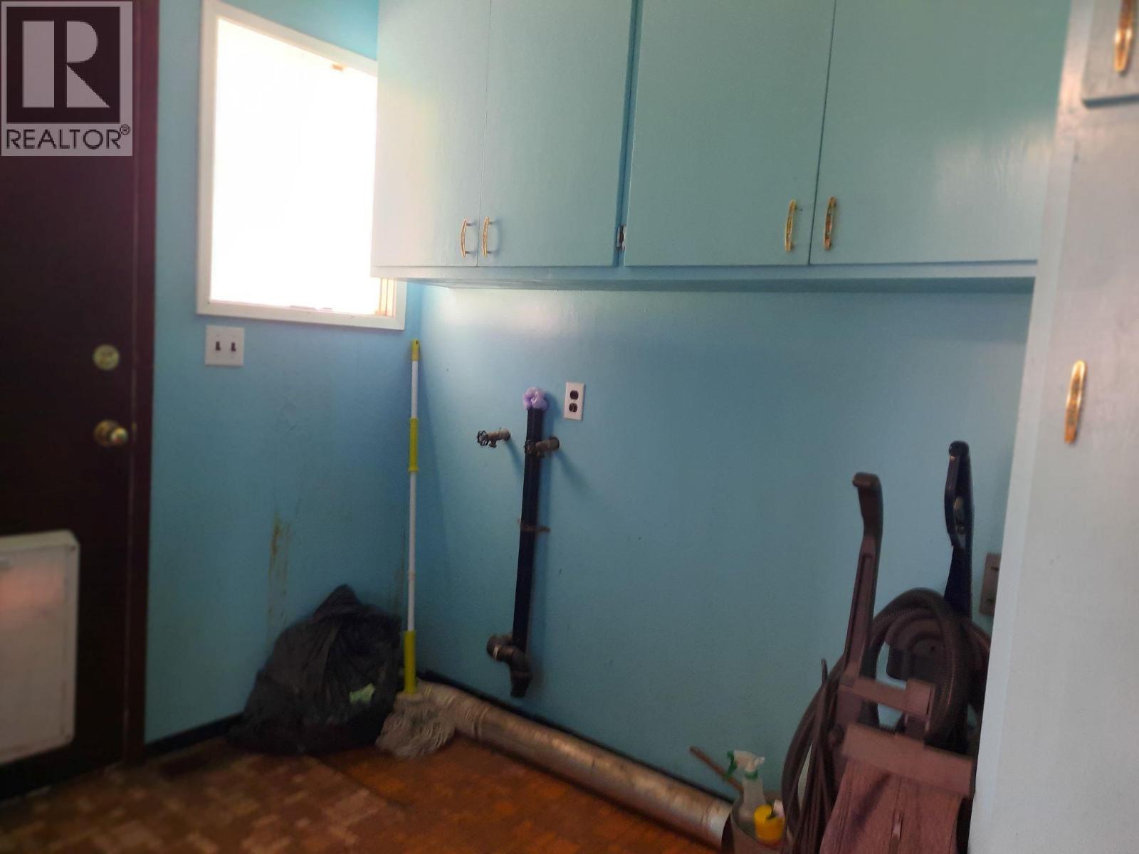 6045 Tower Road - 11