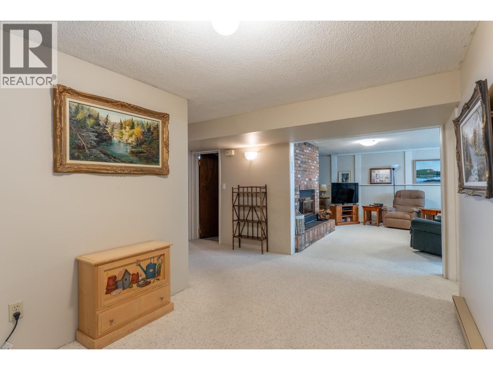 1306 Lombardy Square - 14