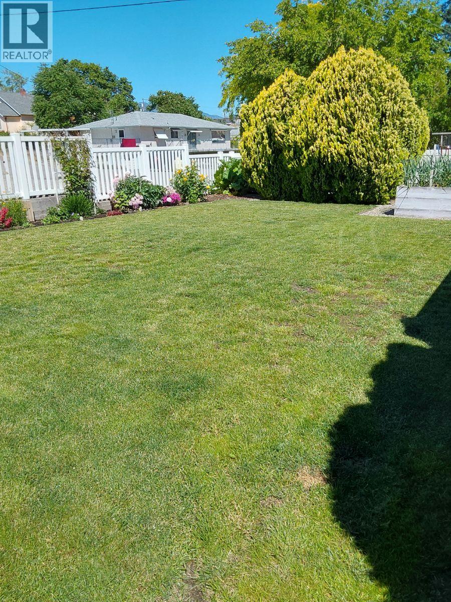 8310 70TH Avenue - 8