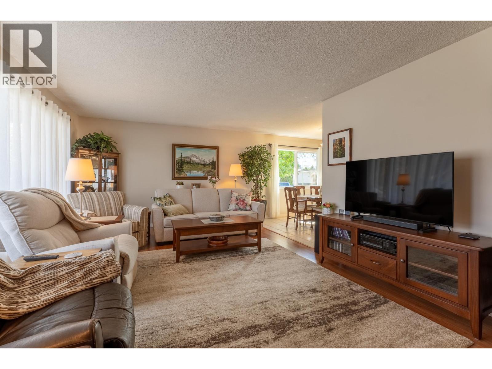 1306 Lombardy Square - Image 3