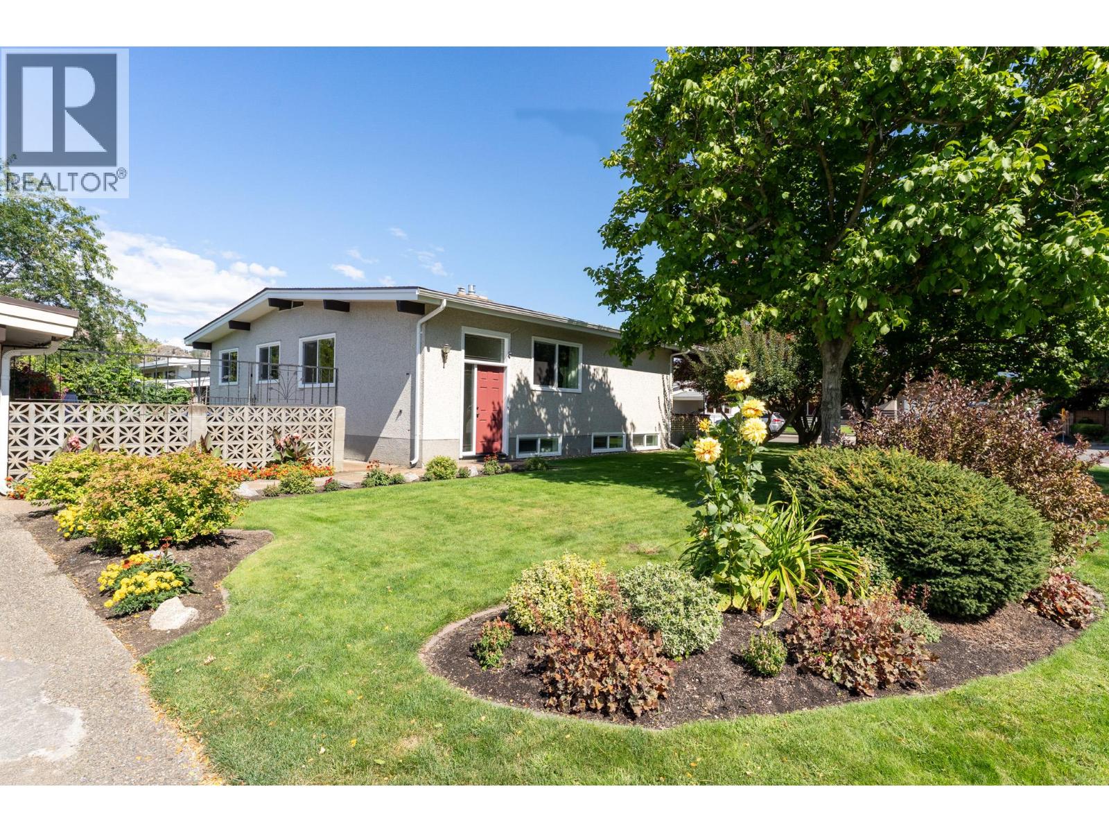 1306 Lombardy Square - 35