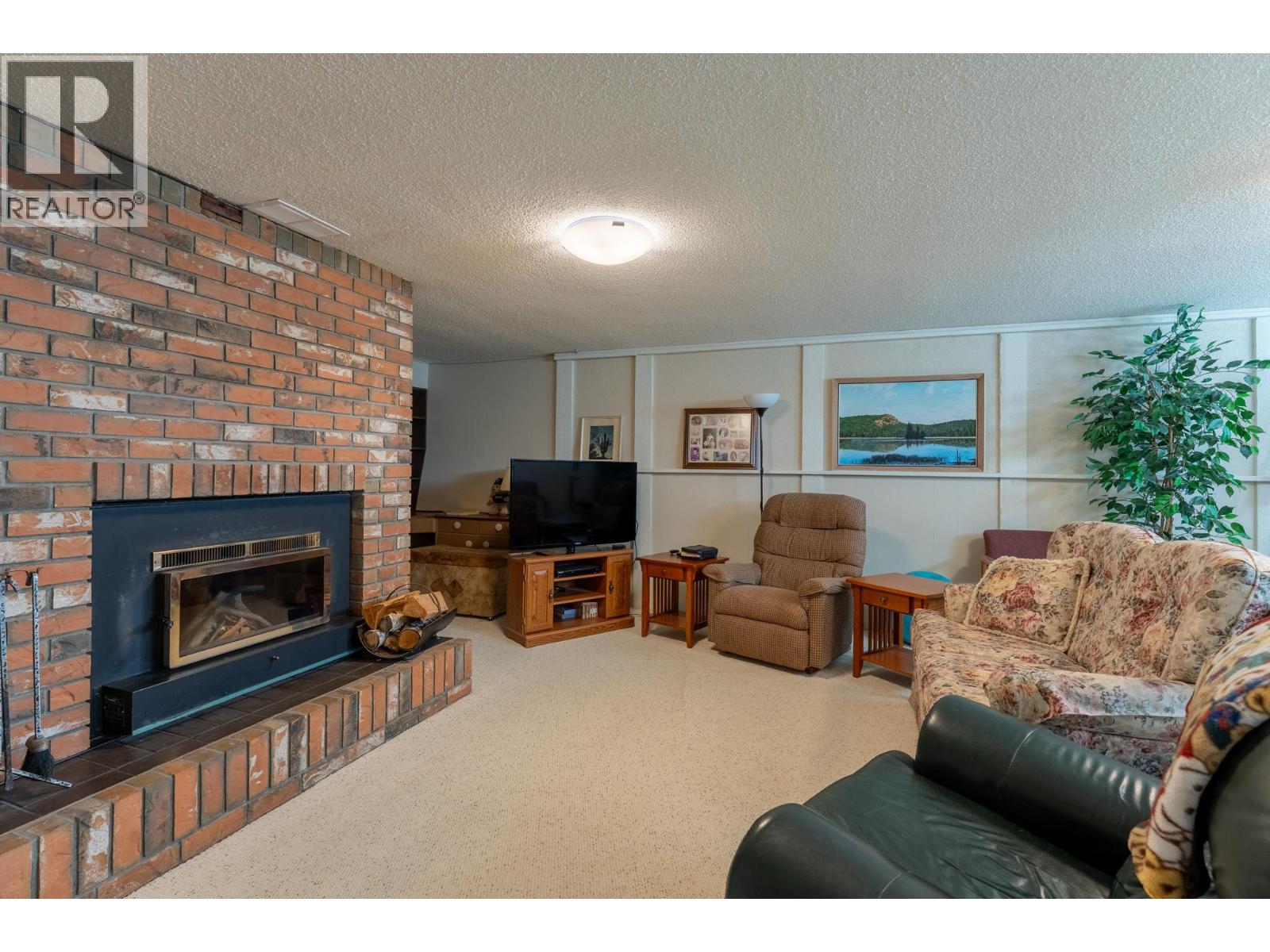1306 Lombardy Square - 15