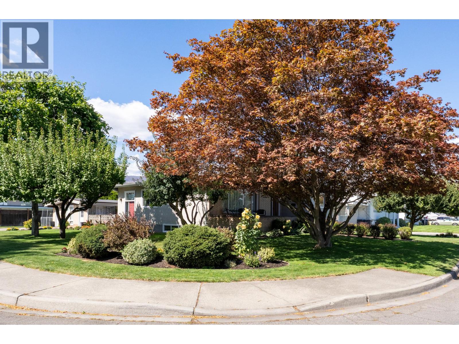 1306 Lombardy Square - 30