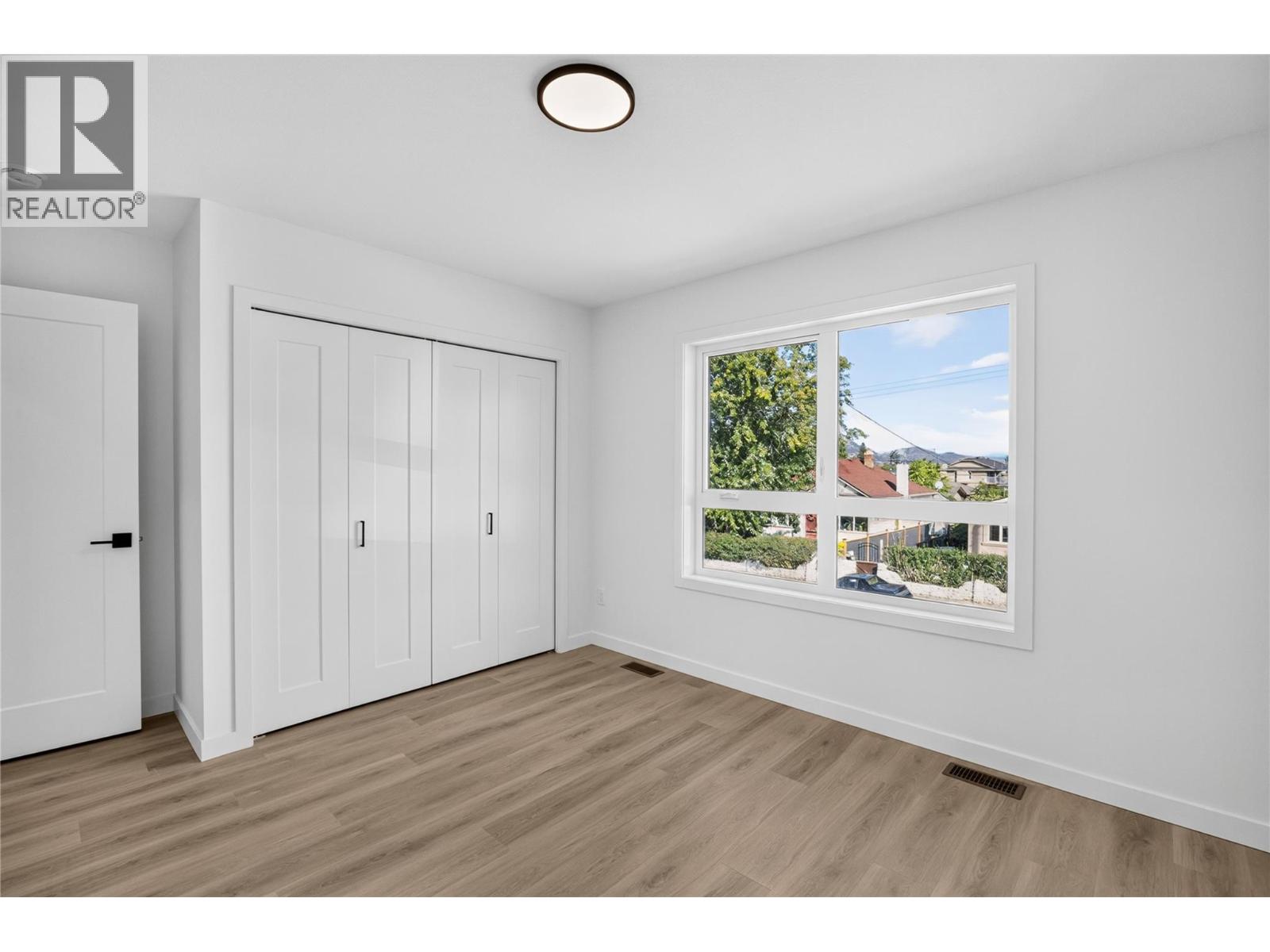 #102 424 Bennett Avenue - Image 13
