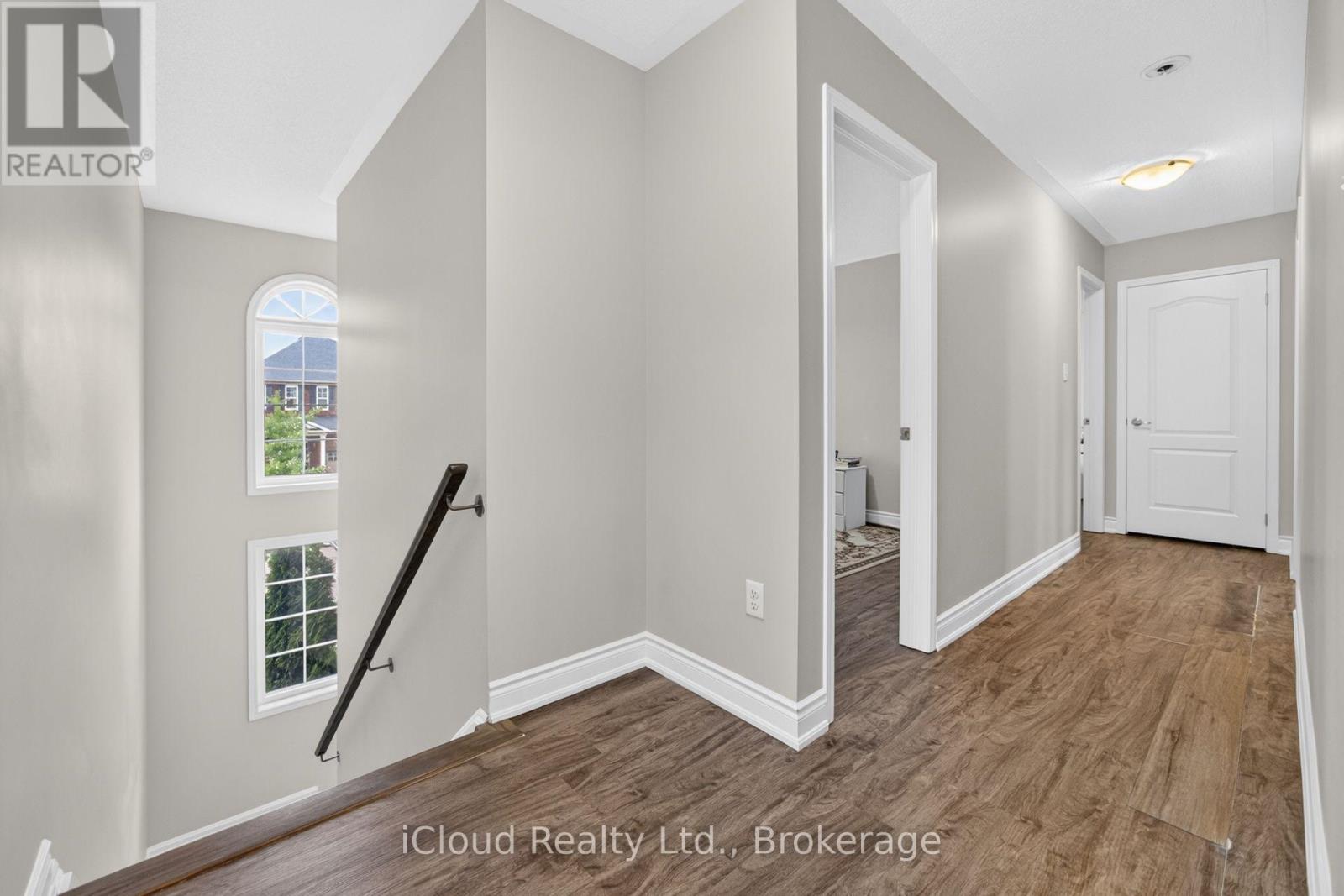 904 TOLETZA LANDING - 26