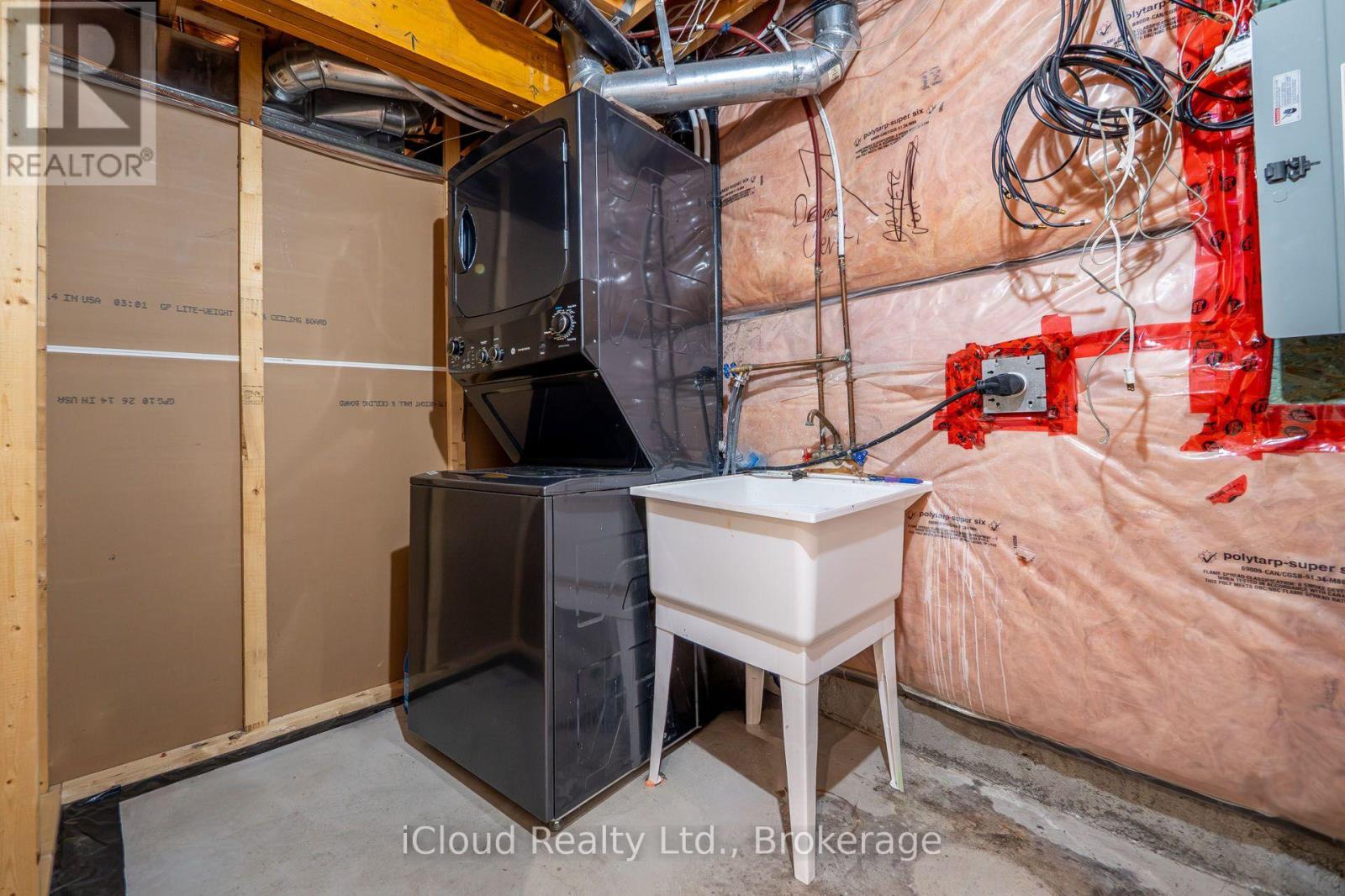904 TOLETZA LANDING - Image 40