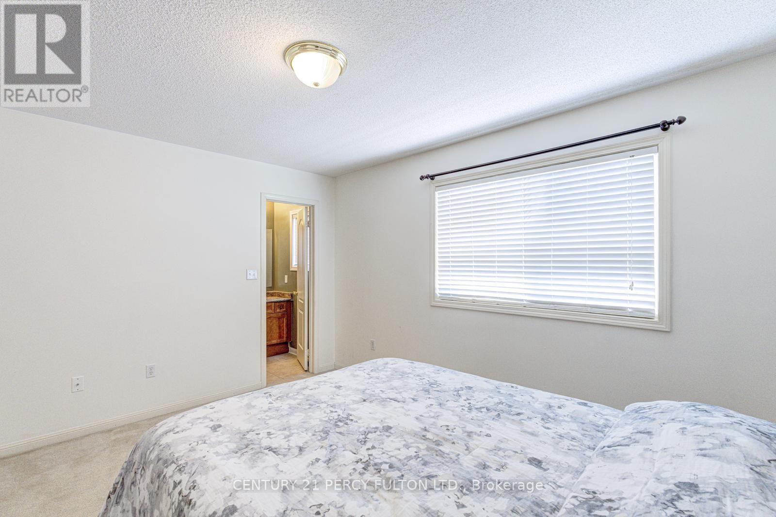 20 ORANGEGROVE DRIVE - 24