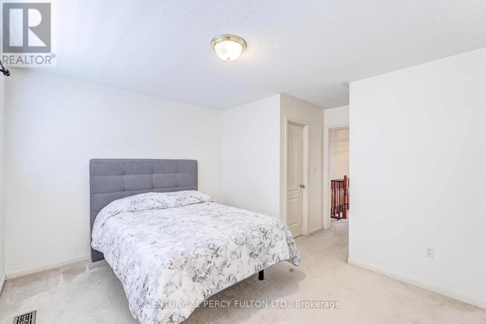 20 ORANGEGROVE DRIVE - 25