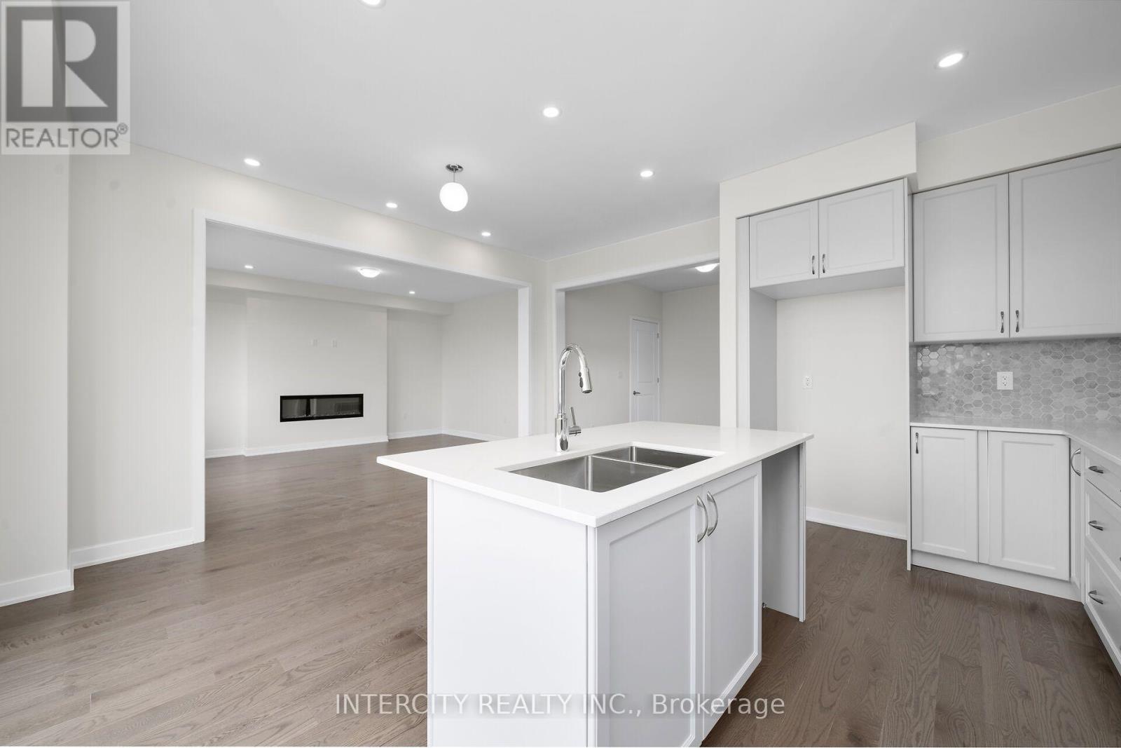 #LOT 99 52 SPEERS AVENUE - 10