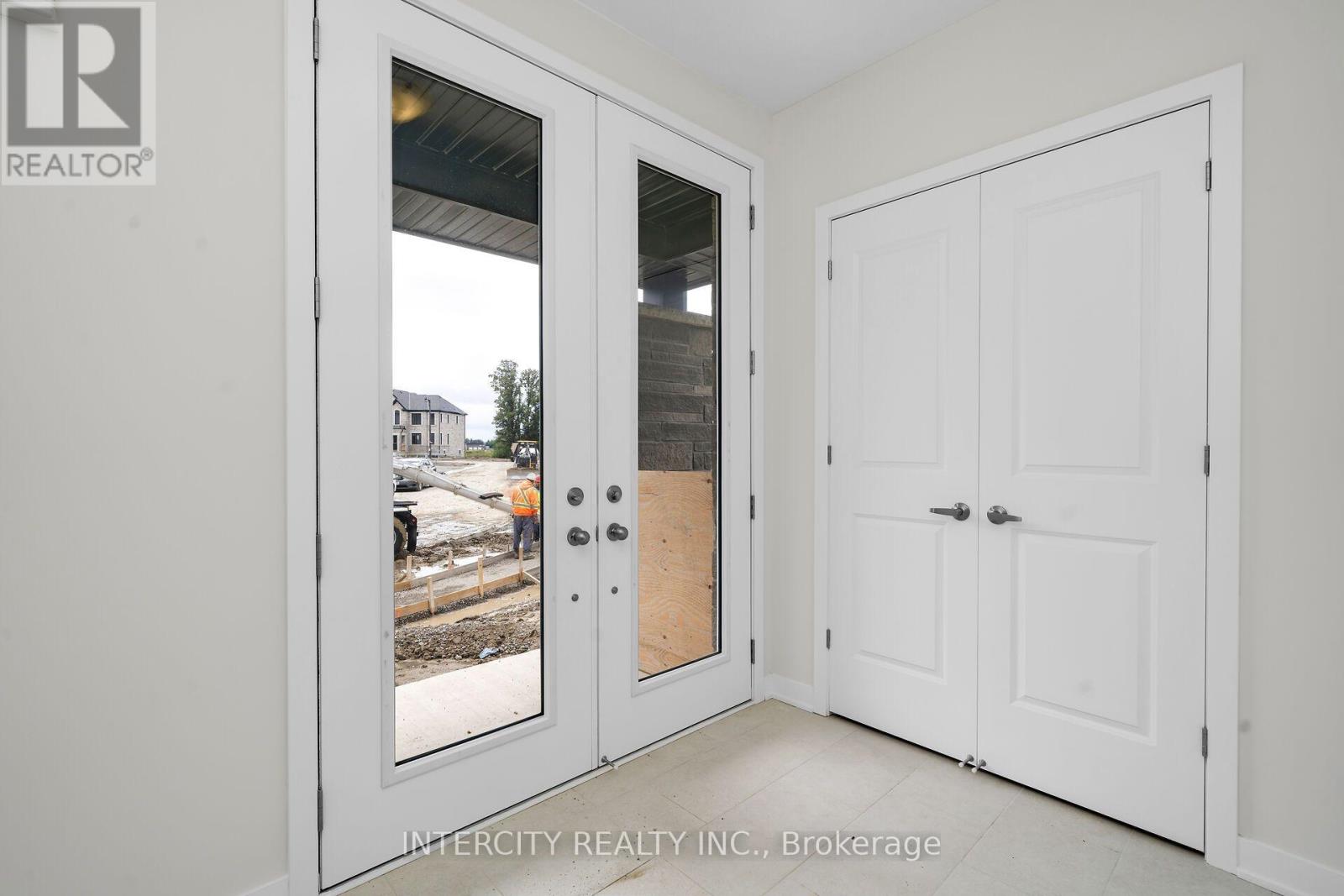 #LOT 99 52 SPEERS AVENUE - 3