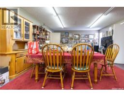 711 Railway Avenue E, Rosthern, SK S0K3R0 Photo 6