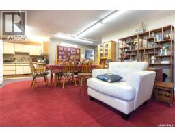 711 Railway Avenue E, Rosthern, SK S0K3R0 Photo 8