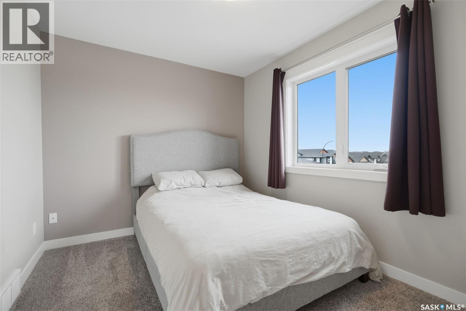 306 Bentley LANE - 19