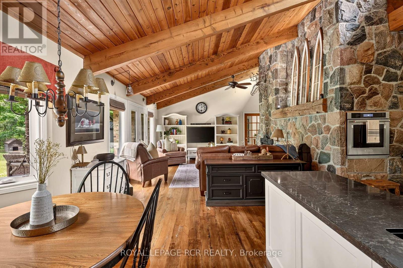 308339 HOCKLEY ROAD - Image 29