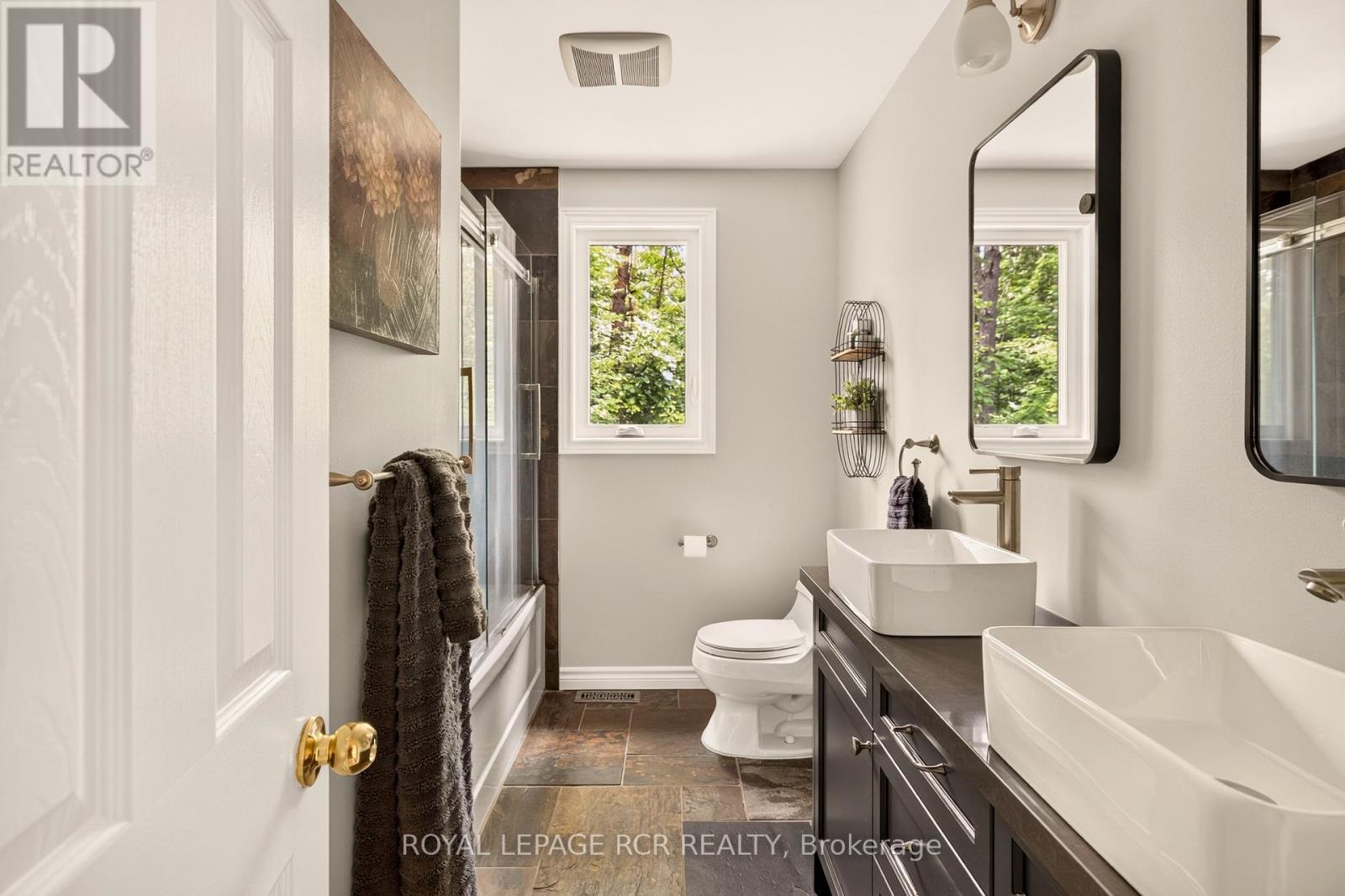 308339 HOCKLEY ROAD - Image 32