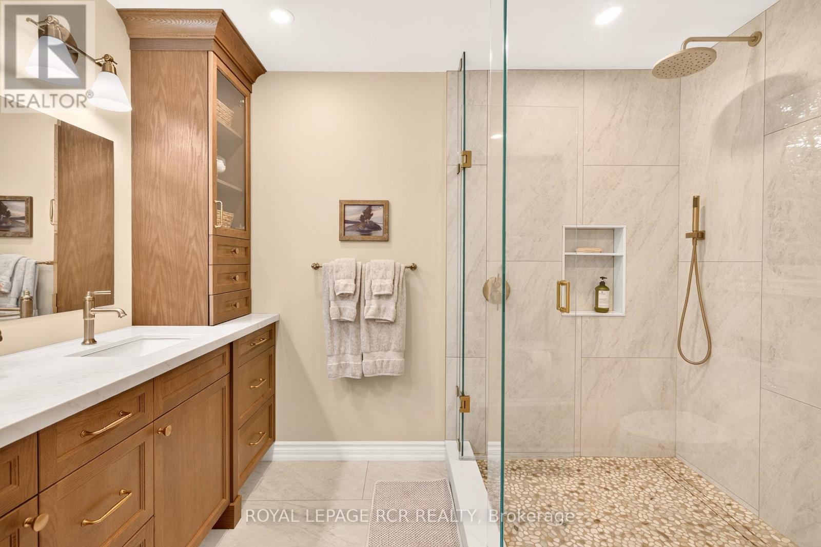 308339 HOCKLEY ROAD - Image 9