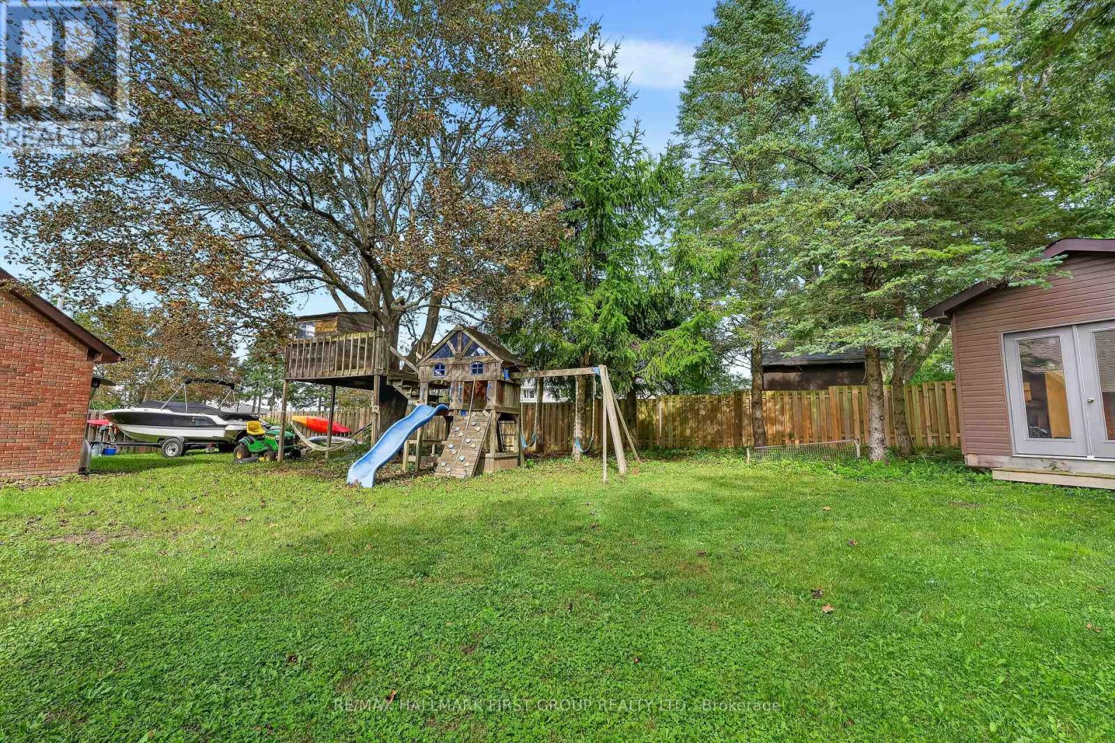 1887 CAMPBELL AVENUE - Image 44