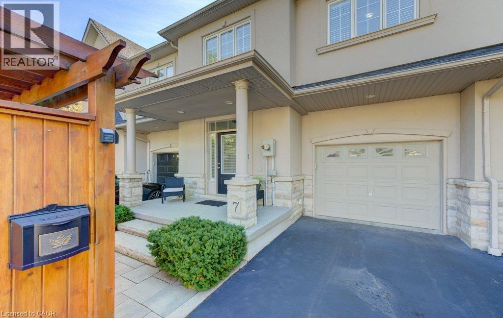 #7 455 CLARIDGE Road - 2