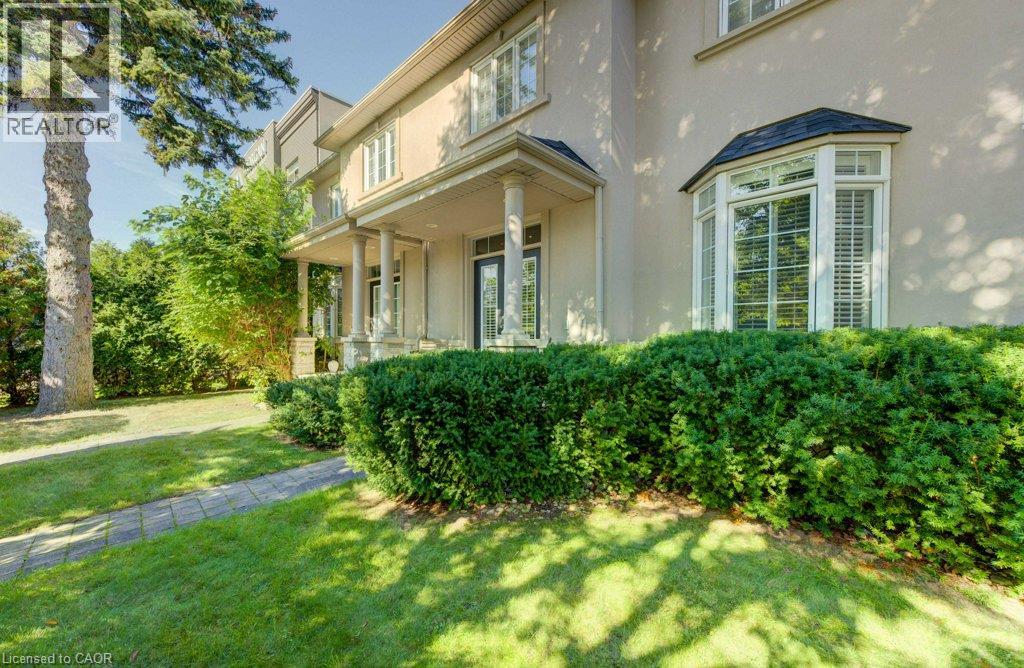 #7 455 CLARIDGE Road - Image 35