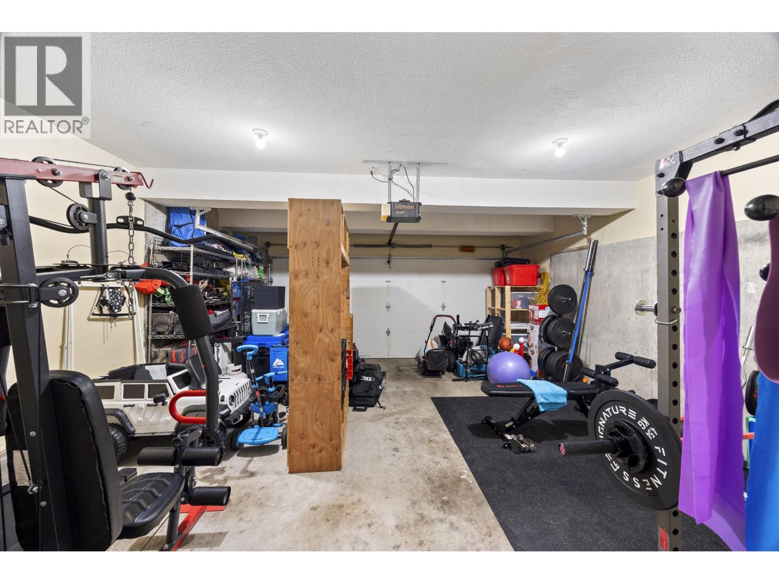 115 EAGLE PASS, Port Moody