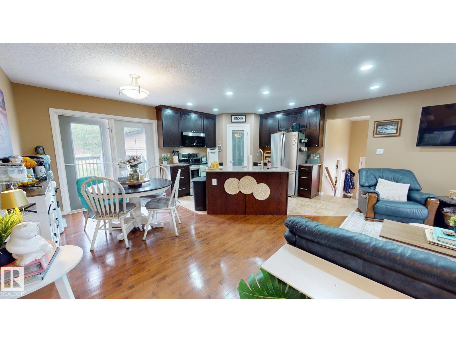 327 50419 Range Road 203 - 3