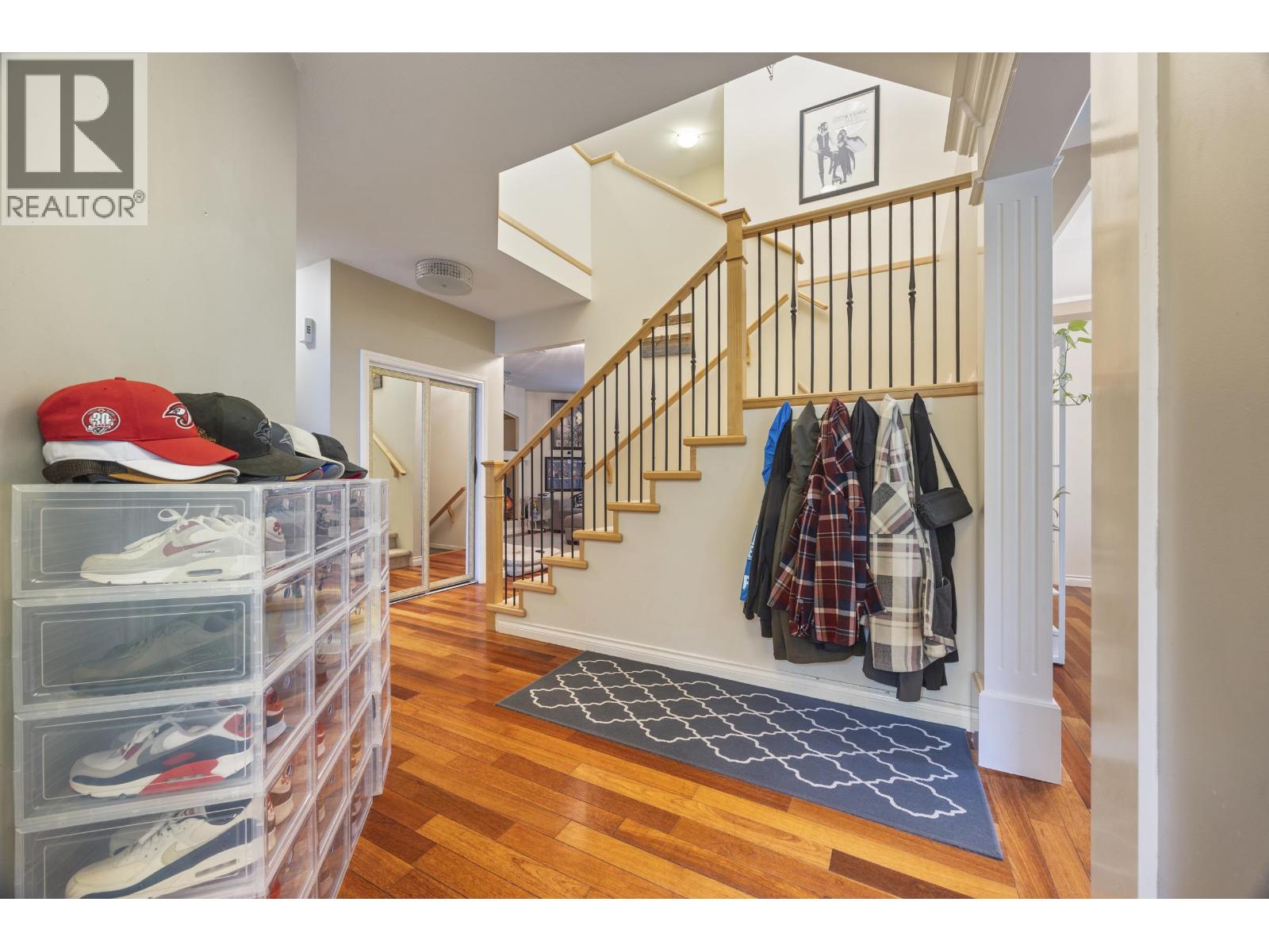 115 EAGLE PASS, Port Moody — photo 5