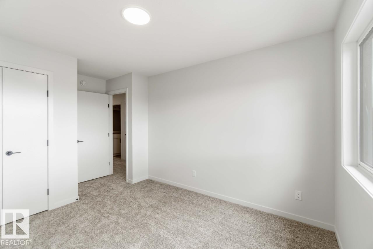 5517 69 ST - Image 19