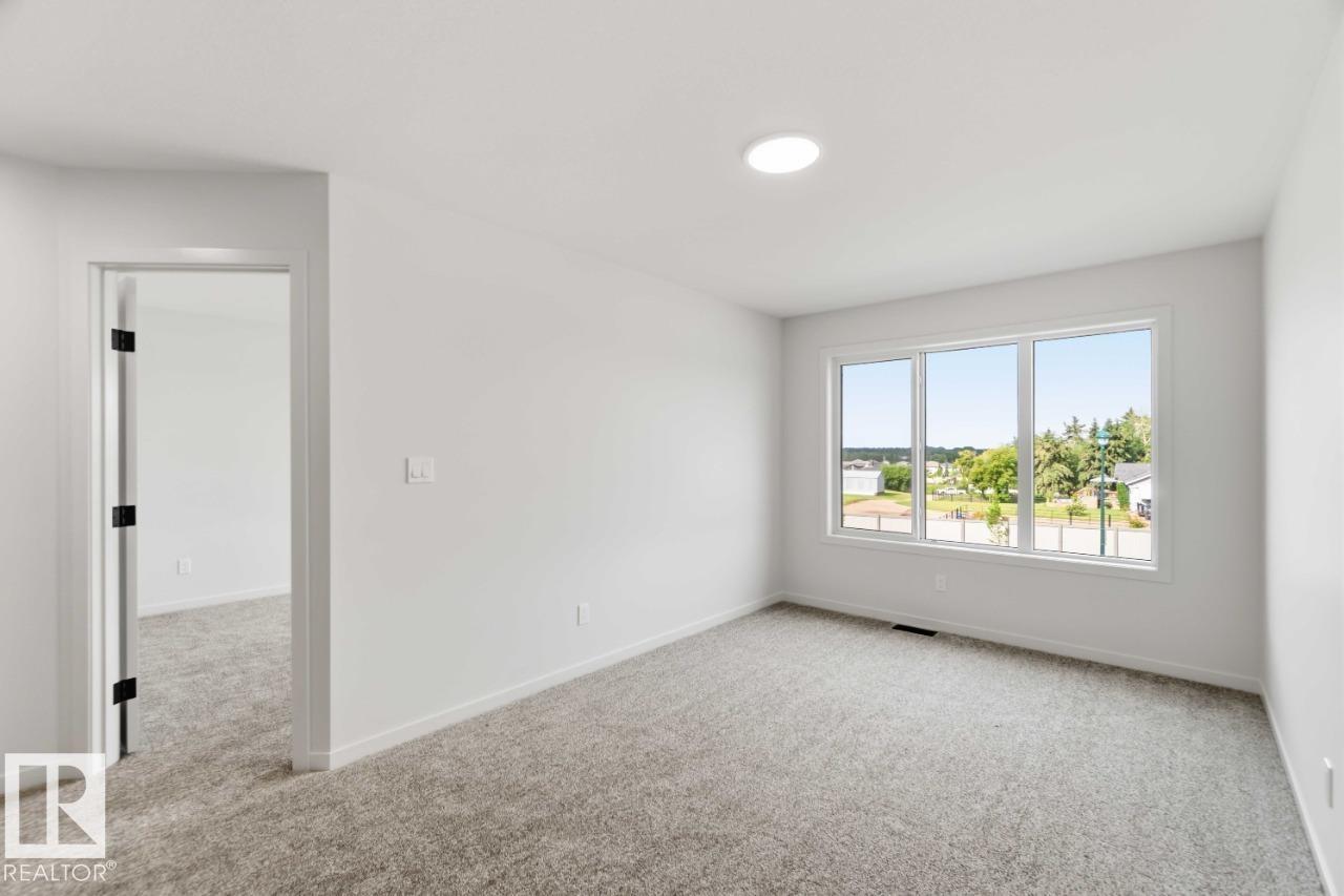 5517 69 ST - Image 11