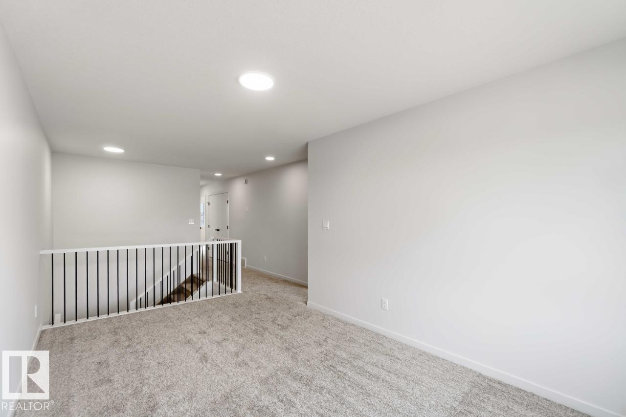 5517 69 ST - 10
