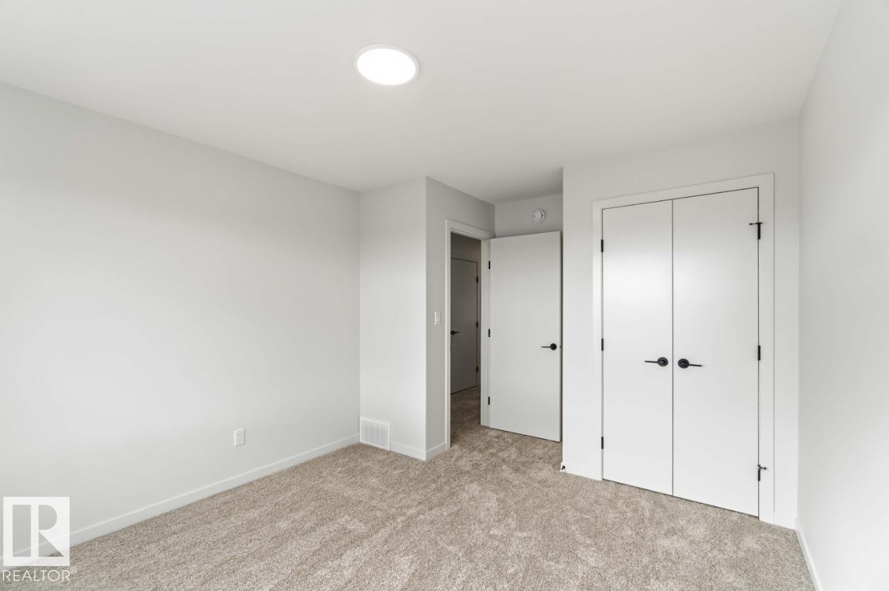 5517 69 ST - Image 21