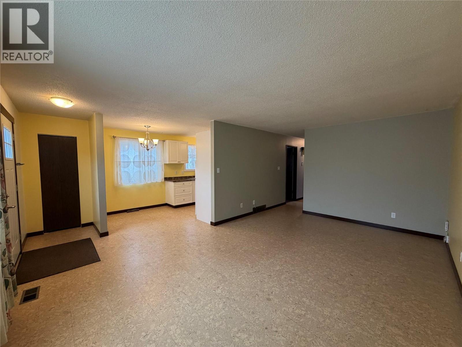 750 Revelstoke Avenue, Penticton