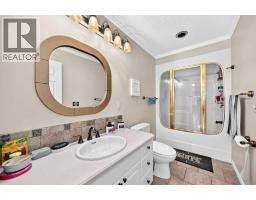 777 East Lakeview Road, Chestermere, AB T1X1B1 Photo 27