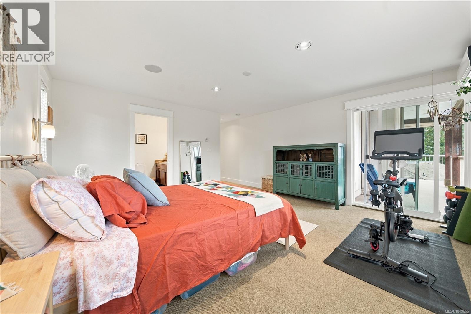 3146 Robin Hood Dr - Image 17