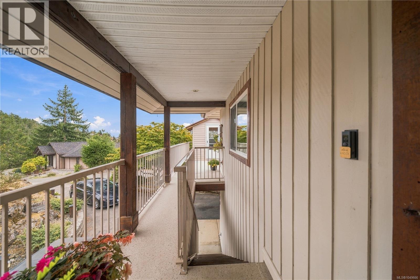 3146 Robin Hood Dr - Image 32