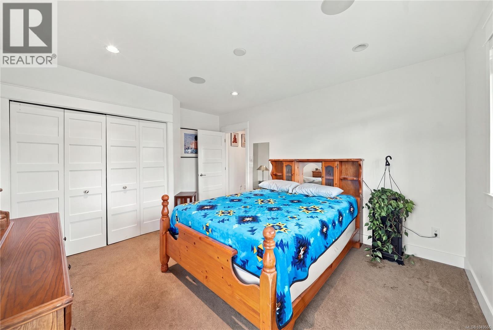 3146 Robin Hood Dr - Image 51