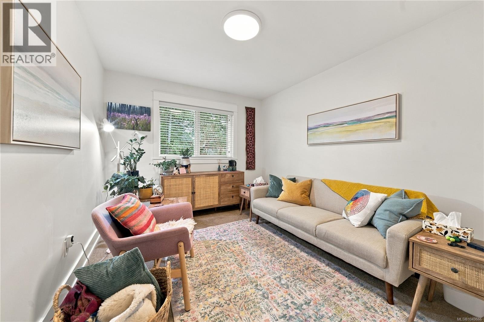 3146 Robin Hood Dr - Image 25