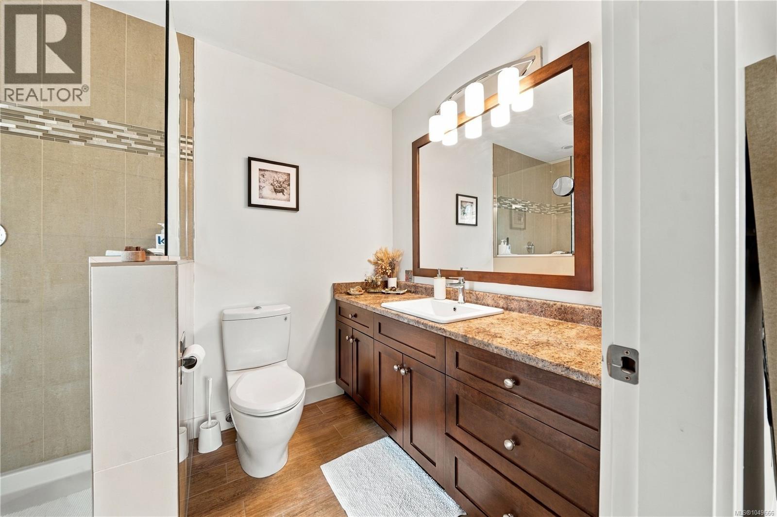 3146 Robin Hood Dr - Image 15